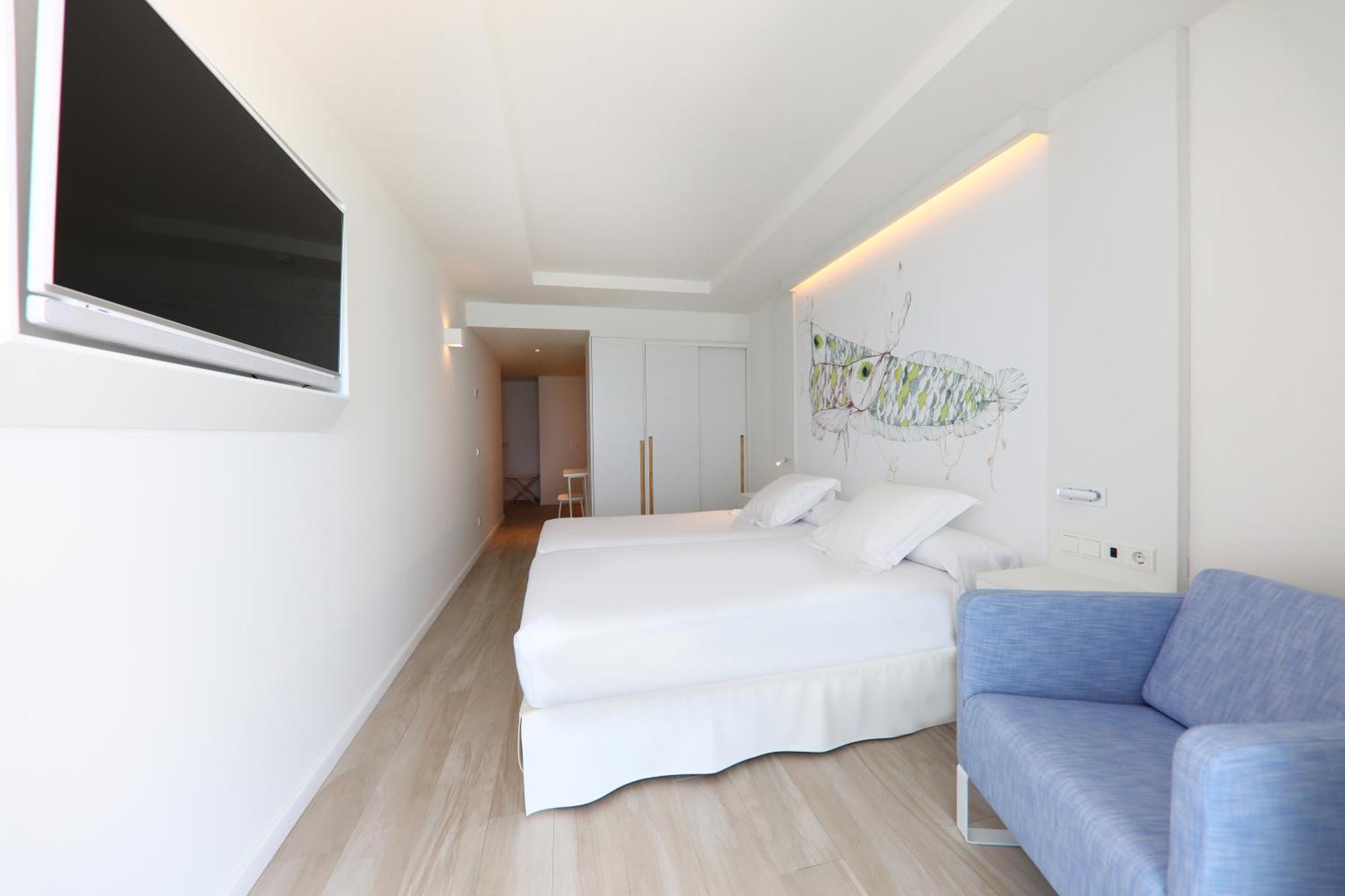 Doppelzimmer mit Poolblick